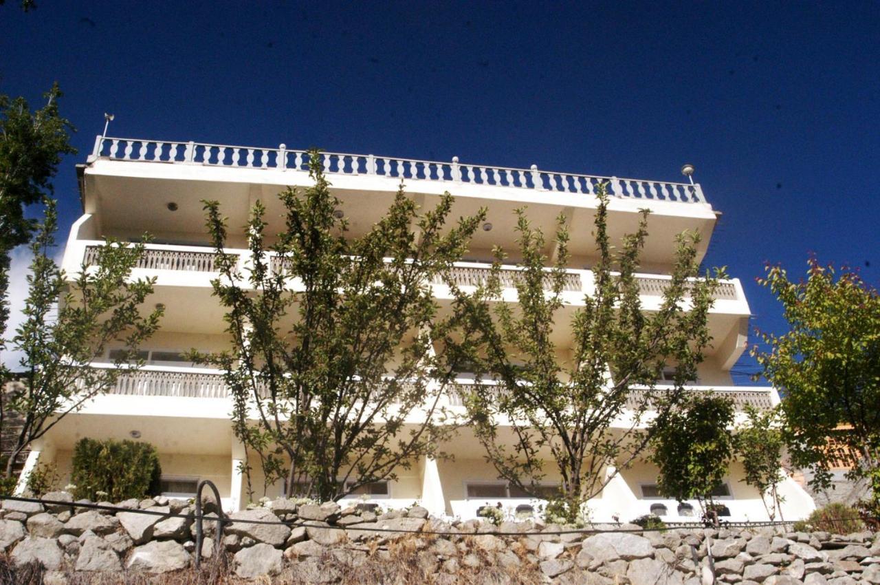 World Roof Hotel Hunza Karimabad  Dış mekan fotoğraf
