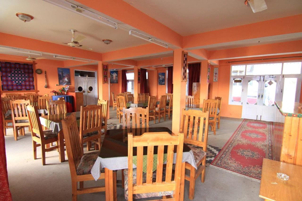 World Roof Hotel Hunza Karimabad  Dış mekan fotoğraf